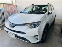 تۆیۆتا ڕاڤ 4